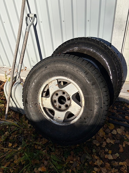 Chevrolet nastarenkaat 4x4