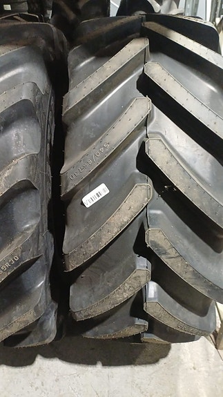 Bridgestone VX Tractor 540/65-30 traktorin renkaat