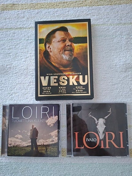 Vesku DVD ja Loiri Tuomittuna kulkemaan CD ,Ivalo CD.