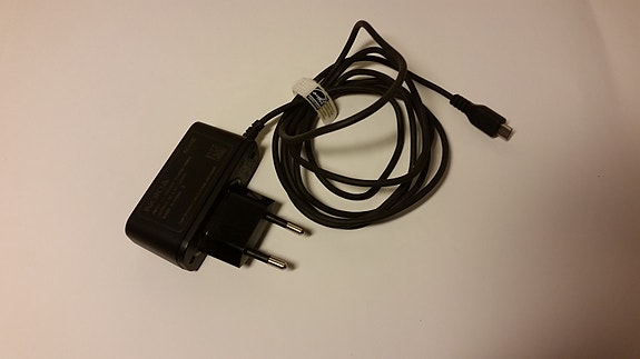 NOKIA AC-10E original laturi MikroUSB 5V 1200mA