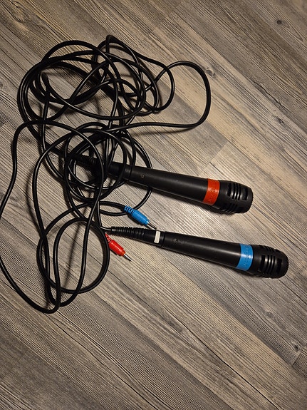 Singstar mikrofonit