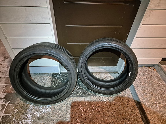 Pirellin renkaat 2kpl
