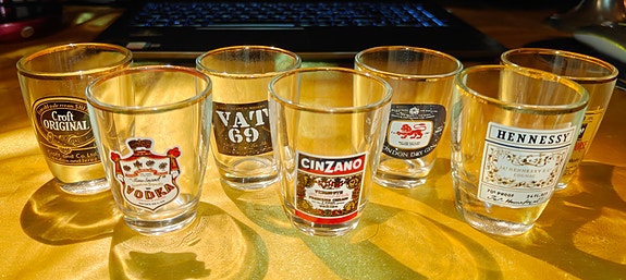 Vintage snapsilasit 70-luvun alusta