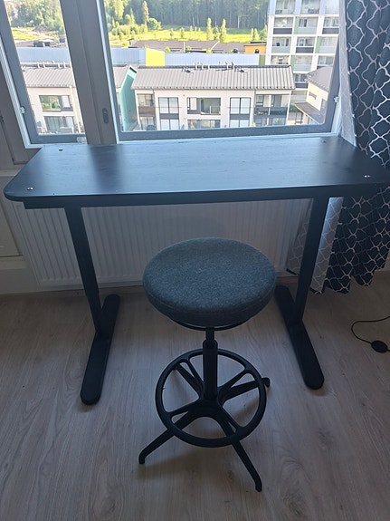 Ikea bekant korkeussäädettävä pöytä mini levy 120x50 + ikea lidkullen
