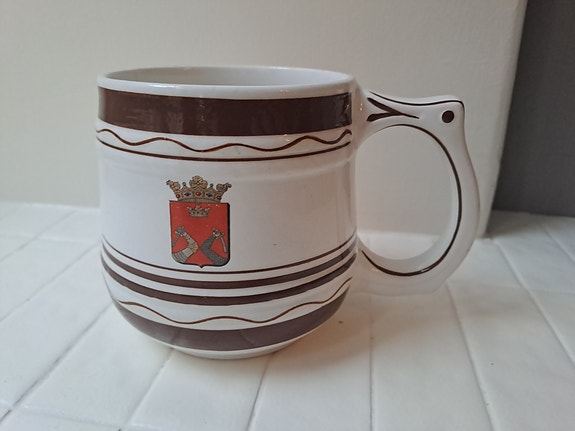 Arabia NA-haarikka-tuoppi Karjala design Toini Muona