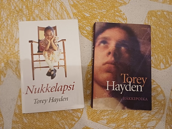 Torey Hayden: Nukkelapsi ja Häkkipoika