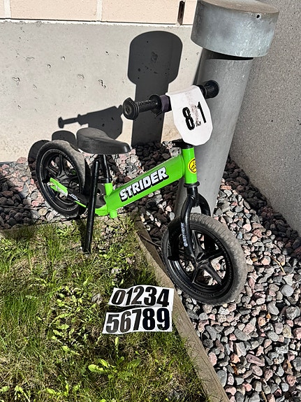 STRIDER SPORT 12  - LASTEN POTKUPYÖRÄ