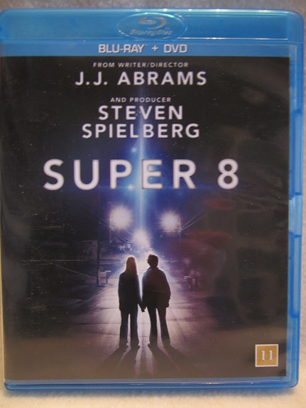 Super 8 blu-ray