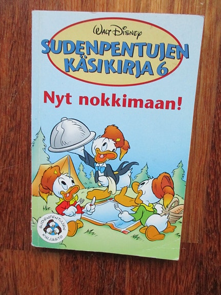 Sudenpentujen käsikirja kirjoja