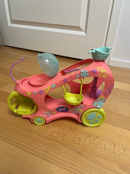 Littlest Petshop vaunu