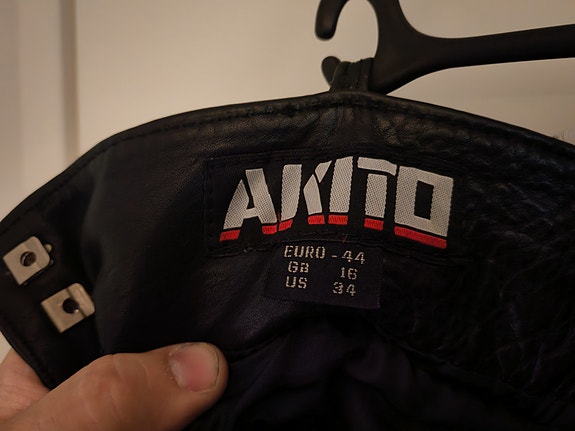 Product image 2 of 4