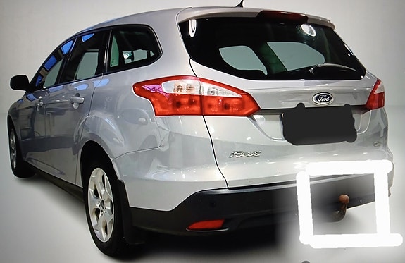 Uusi alkuperäinen Ford Focus STW farmarin vetokoukku 2011- eteenpäin