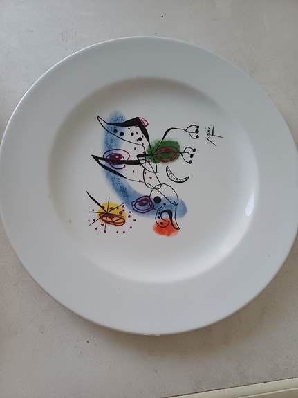 Joan miro iso lautanen