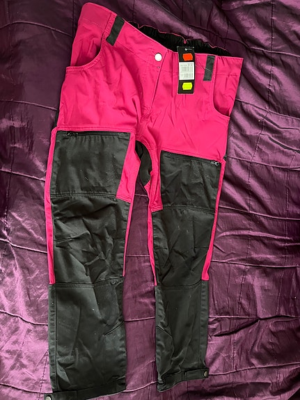 Uudet 36”/30” housut