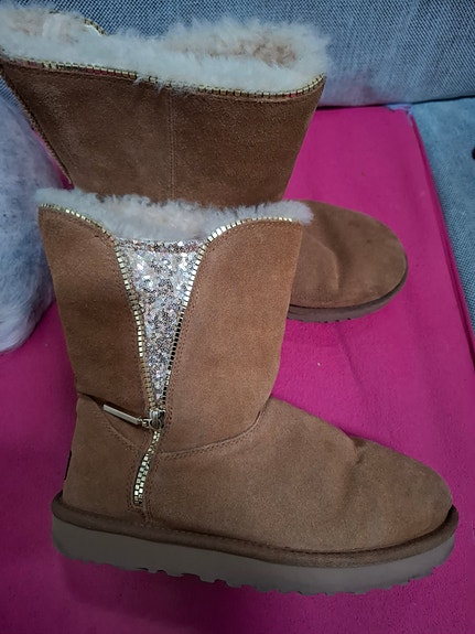 UGG saappaat 39