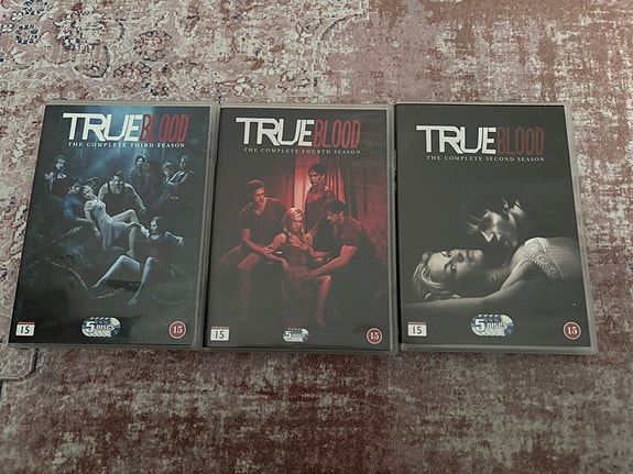 True Blood DVD-sarja kaudet 2-4