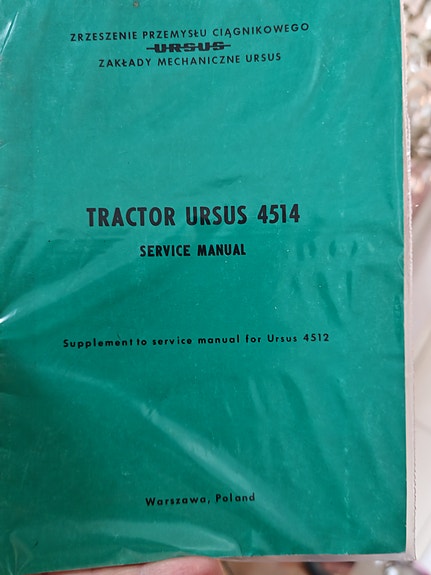 Ursus 4514 Huolto opas