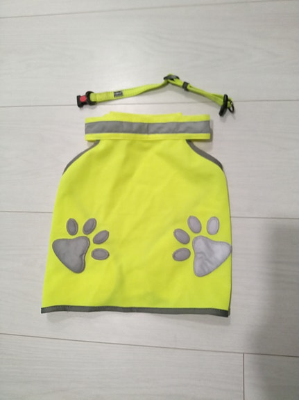 Product image 1 of 4