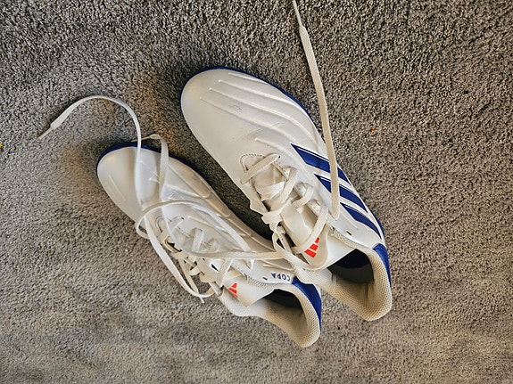 Adidas Copa sisäpelikengät koko 42