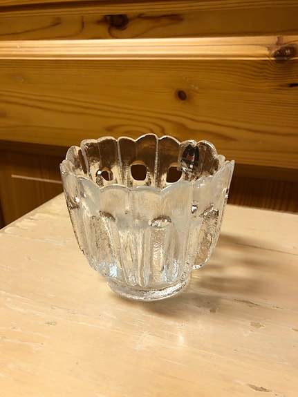 Muurla kynttilänjalka / tuikkukippo