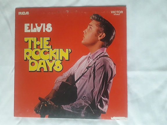 Elvis Presley & Paul Anka LP-levyjä