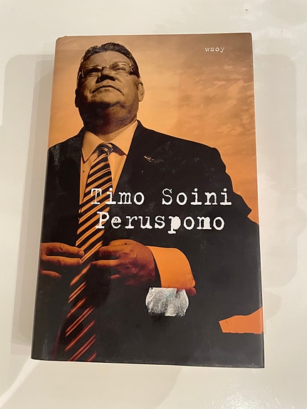 Timo Soini Peruspomo kirja