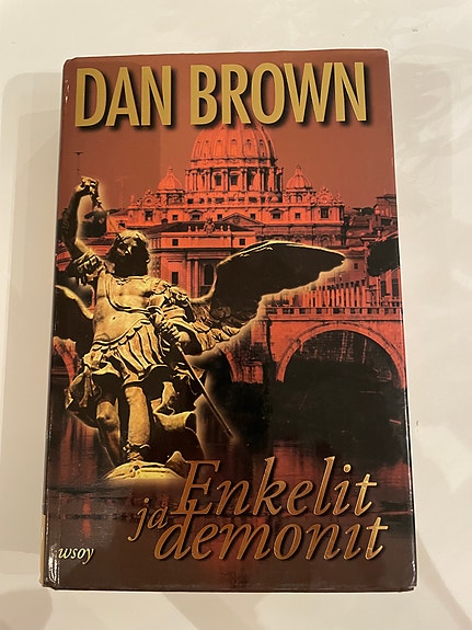 Dan Brown Enkelit ja demonit kirja