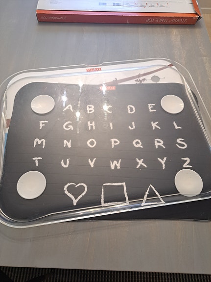 STOKKE table top ruokailualusta
