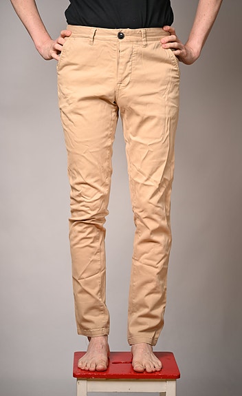 Chinos America Today