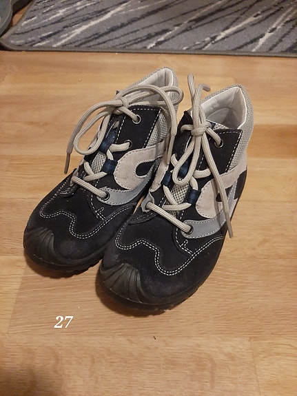 Superfit kengät 27