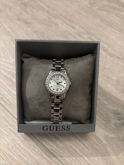 GUESS naisten rannekello