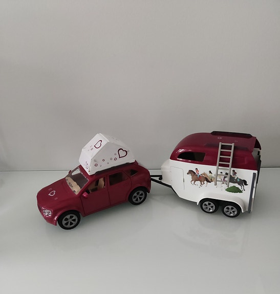 Schleich auto traileri teltta tikkaat