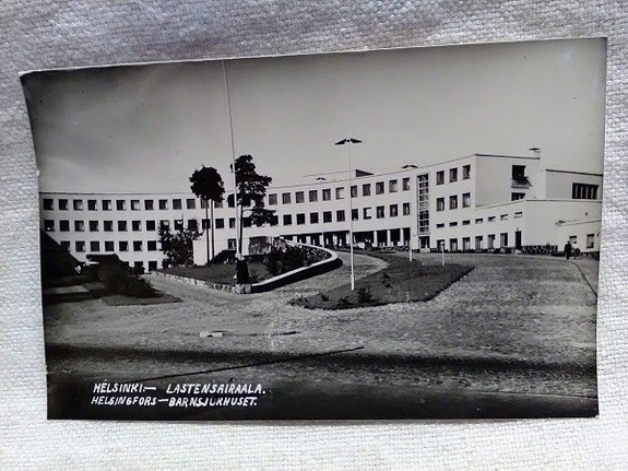 Wanha Helsinki postikortti (3) Lastensairaala