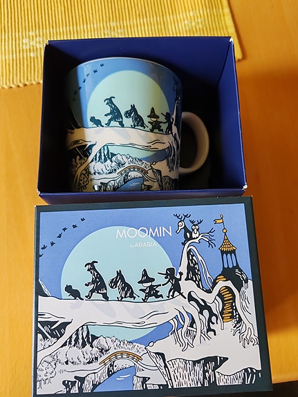 Arabia Muumimuki Finnair 100 Matkalla