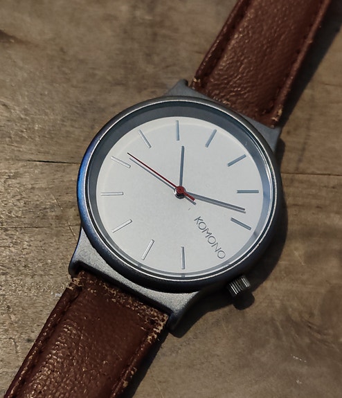 Tyylikäs Komono watch rannekello
