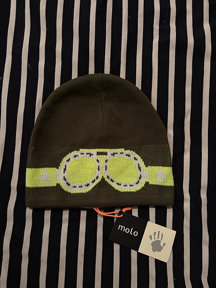 Uusi Molo Kenzie pipo ovh. 35€, koko 9-12 v