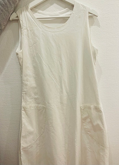 A-linjainen taskullinen puuvillamekko (M/L)