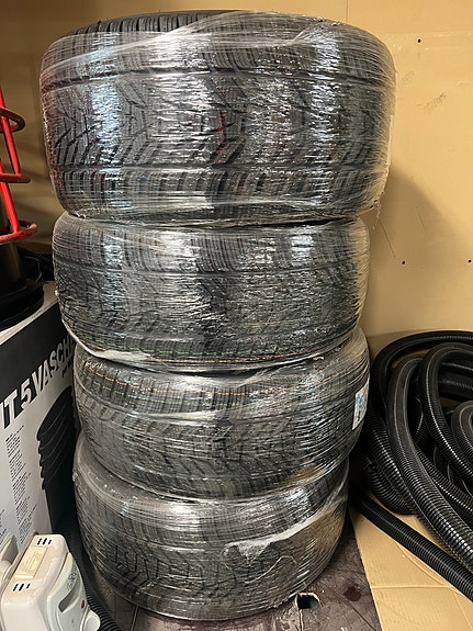 Hankook kitkarenkaat 19”