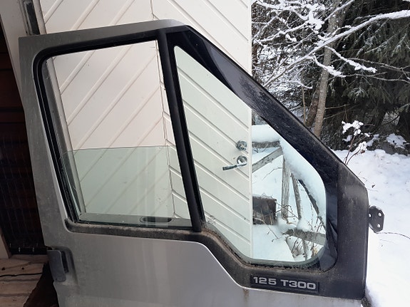 Ford Transit 125 hv. T300 -00-- -06 Osat Kakki kerralla pois
