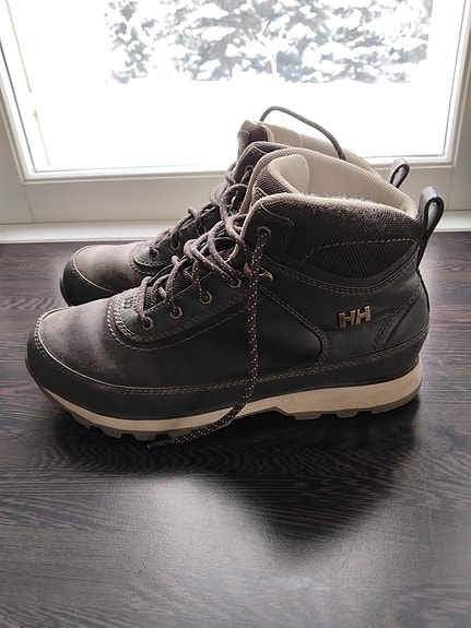 Helly Hansen nahka kengät 39.3