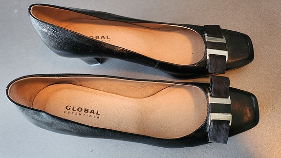 Global Essentials Korkokengät 40 musta