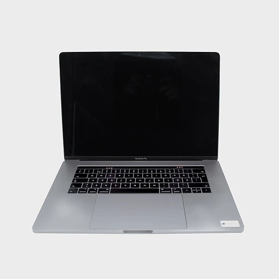 Apple MacBook Pro 15″ 2017 i7/16GB/512/uusi akku kannettava tietokone HUOLLETTU