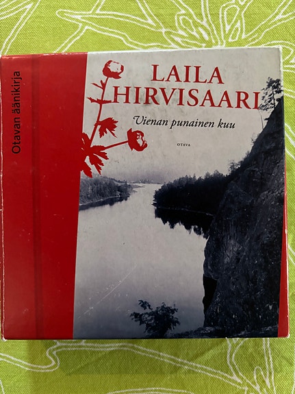 Laila Hirvisaari: Vienan punainen kuu -äänikirja