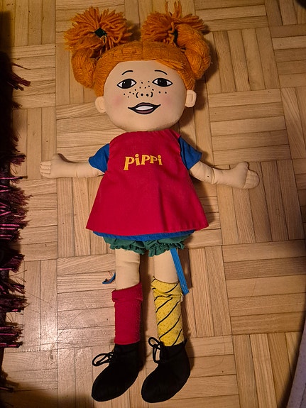 Peppi Pitkätossu-nukke / pehmo