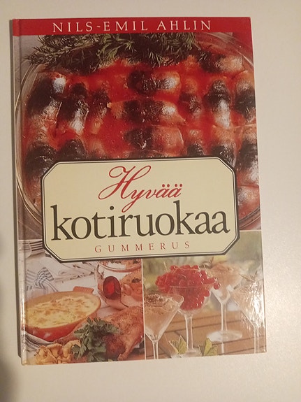 Gummerus Hyvää kotiruokaa keittokirja