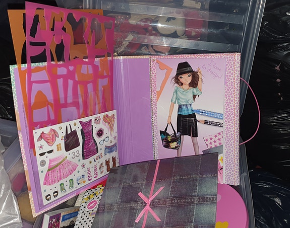 Product image 3 of 3