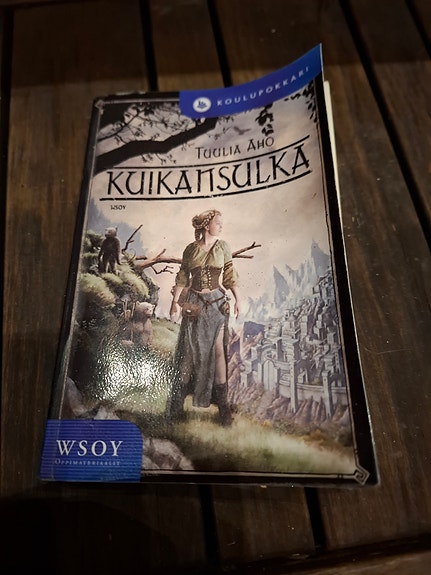 Tuulia Aho - Kuikansulka