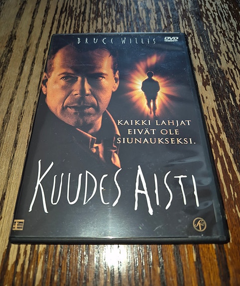 Kuudes aisti (DVD)