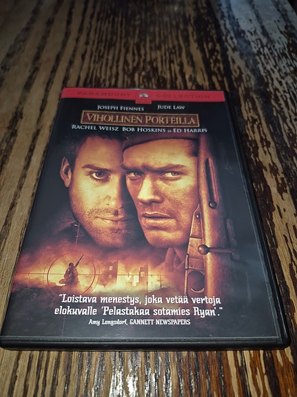 Vihollinen porteilla (DVD)