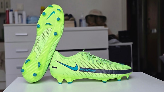 Nike Phantom GT Academy MG